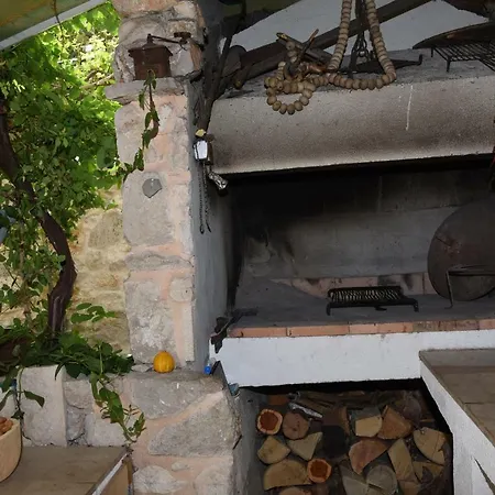 Dalmatian Romantic Traditional Apartment Ploce (Dubrovnik-Neretva)