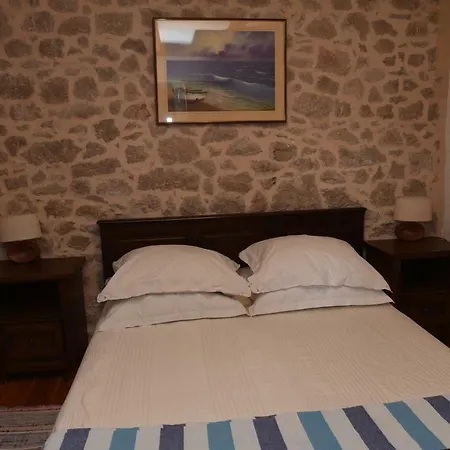 Apartment Dalmatian Romantic Traditional Ploce (Dubrovnik-Neretva)
